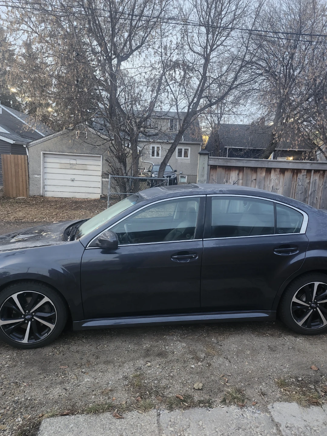 2011 Subaru Legacy GT - photo 2