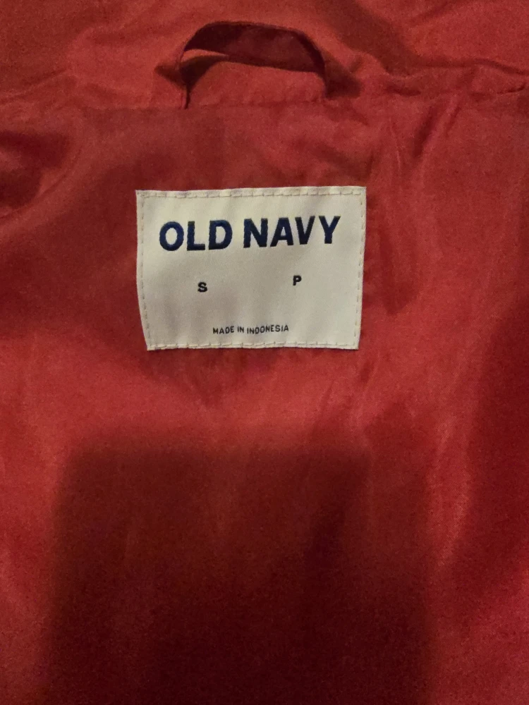 Old Navy Red Puffer Vest - Size S - photo 2