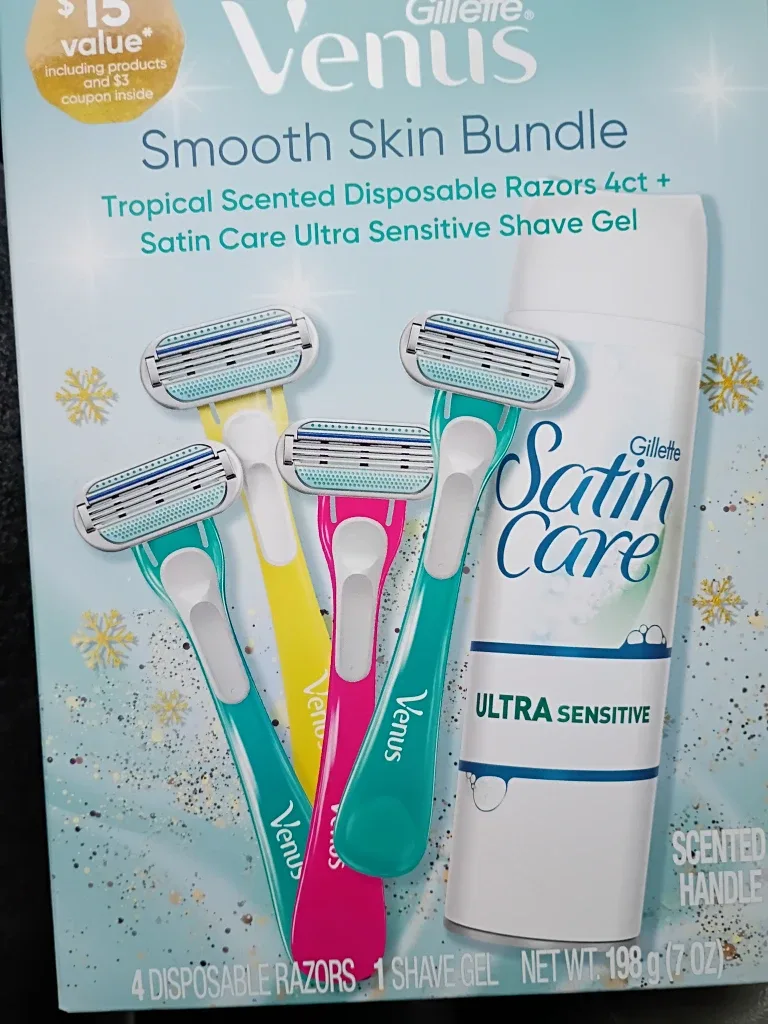 Gillette Venus Smooth Skin Bundle - New