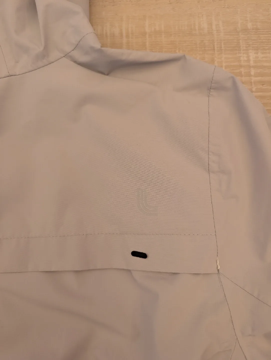 Lolë Women's Waterproof Jacket - Size S image indicator(6)