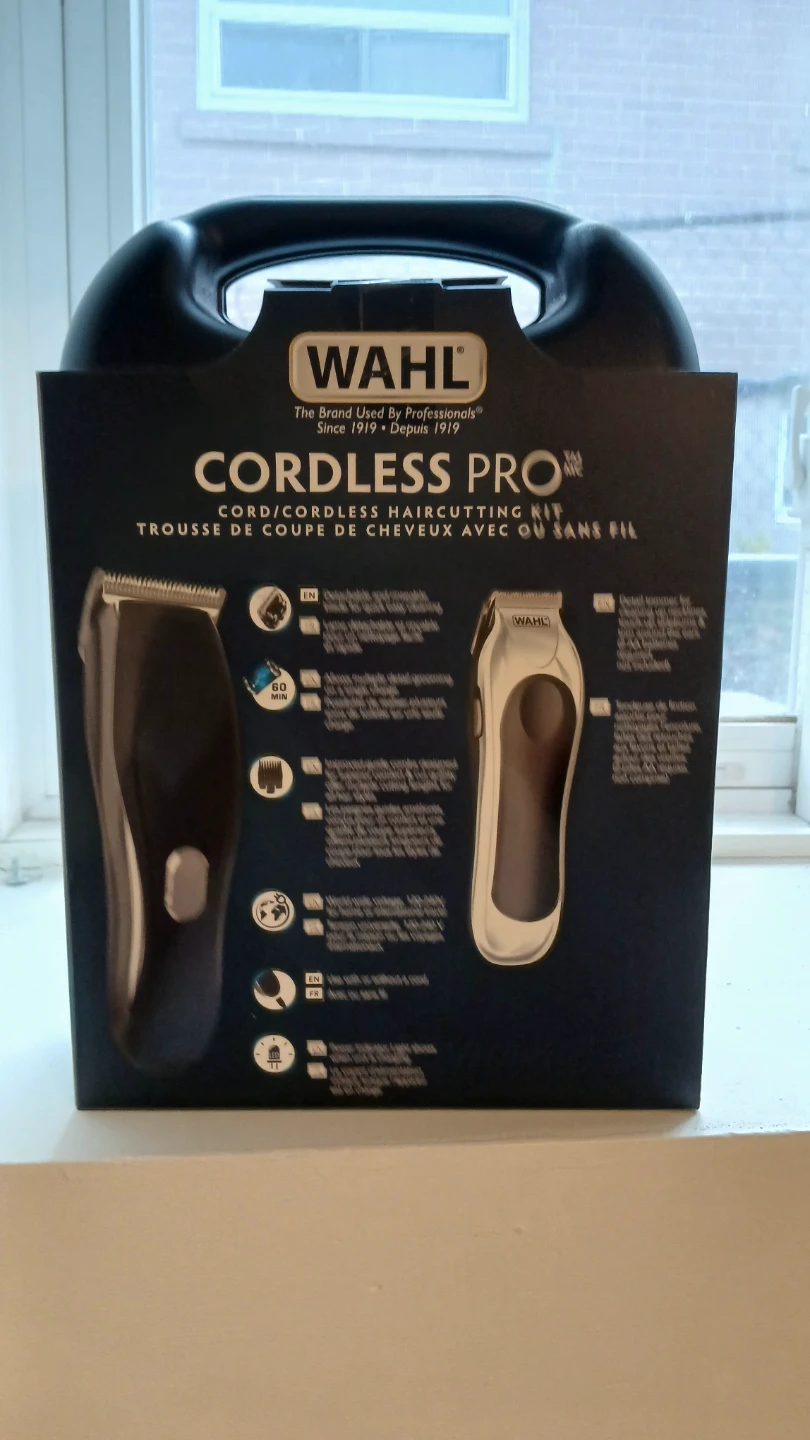 Wahl Cordless Pro Haircutting Kit - New in Box! - photo 2