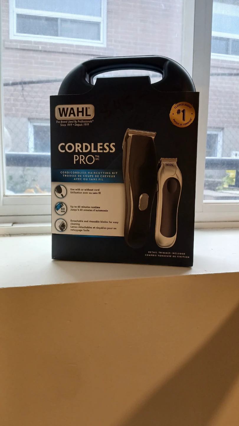 Wahl Cordless Pro Haircutting Kit - New in Box!