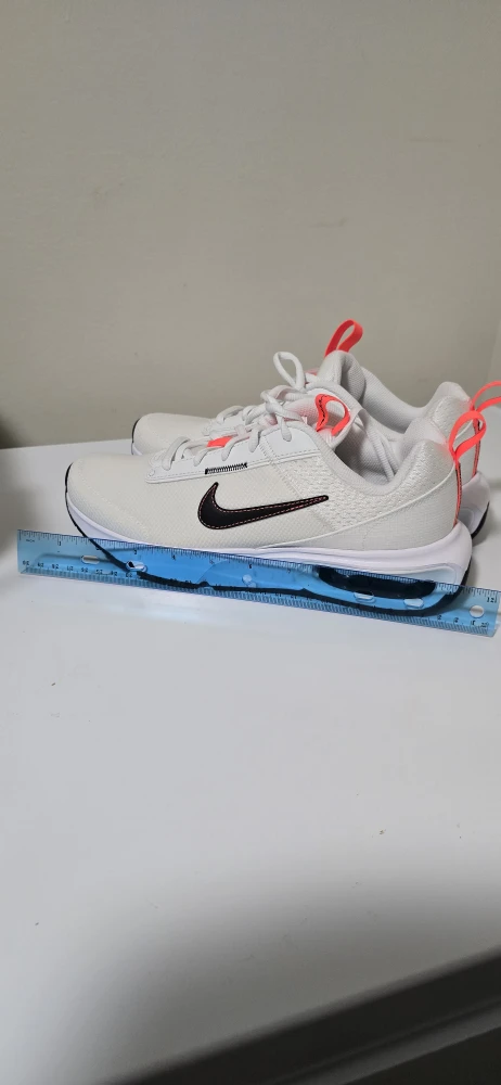 Nike Air Max white running shoes - photo 5