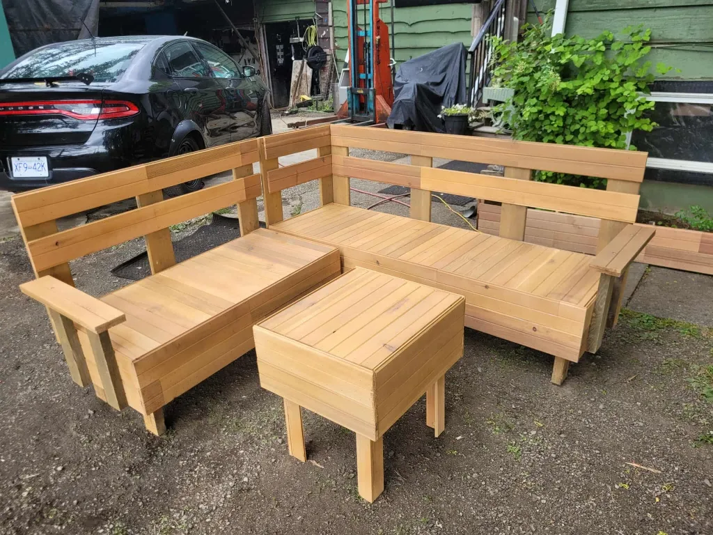 Handmade Wooden Storage Chests & Planters image indicator(8)