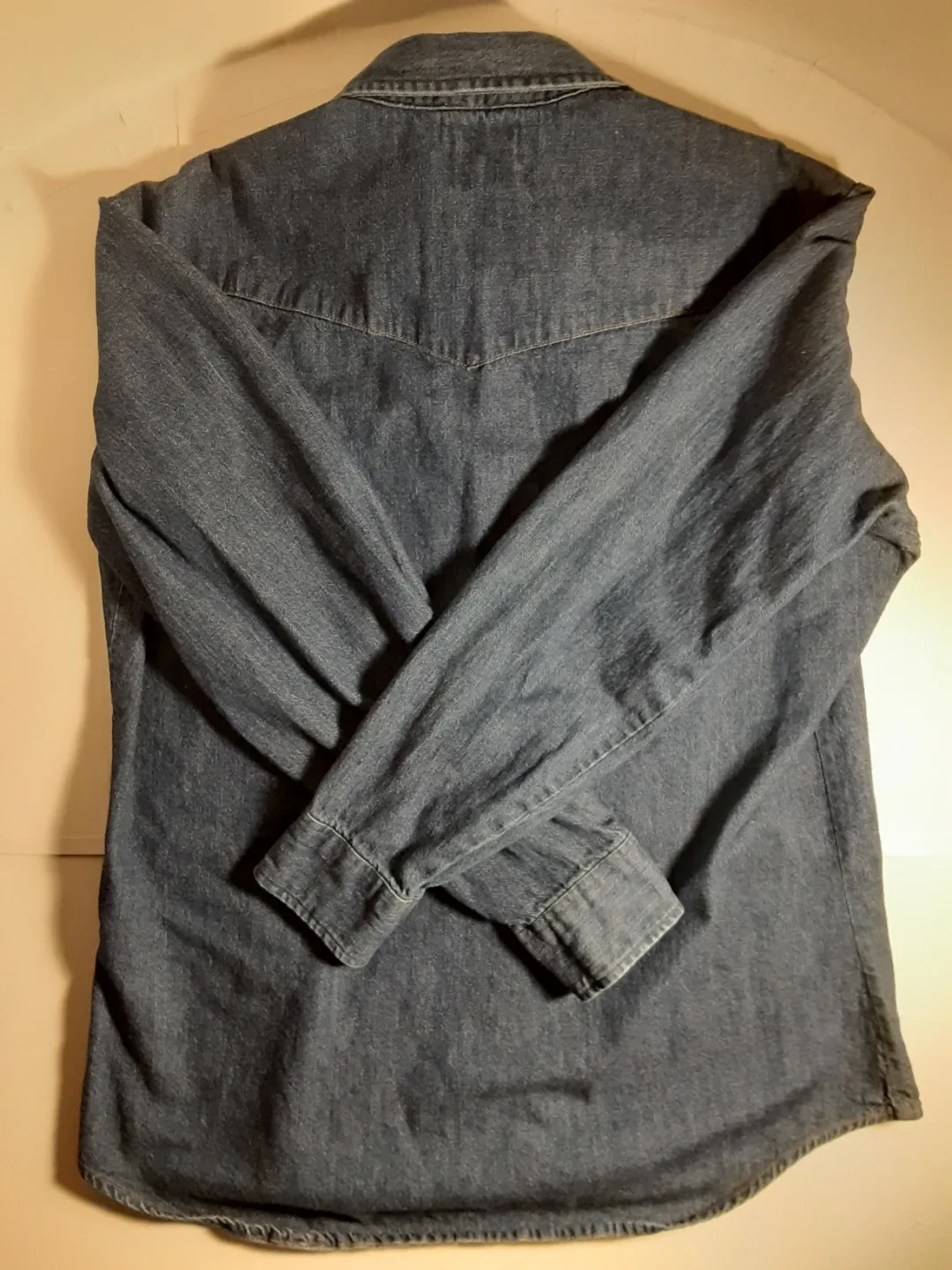 Levi's Authentic - Denim Long Sleeve Western Shirt | S: LG image indicator(6)