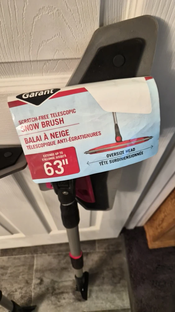 1 Garant Telescopic Snow Brush - Extends to 63"