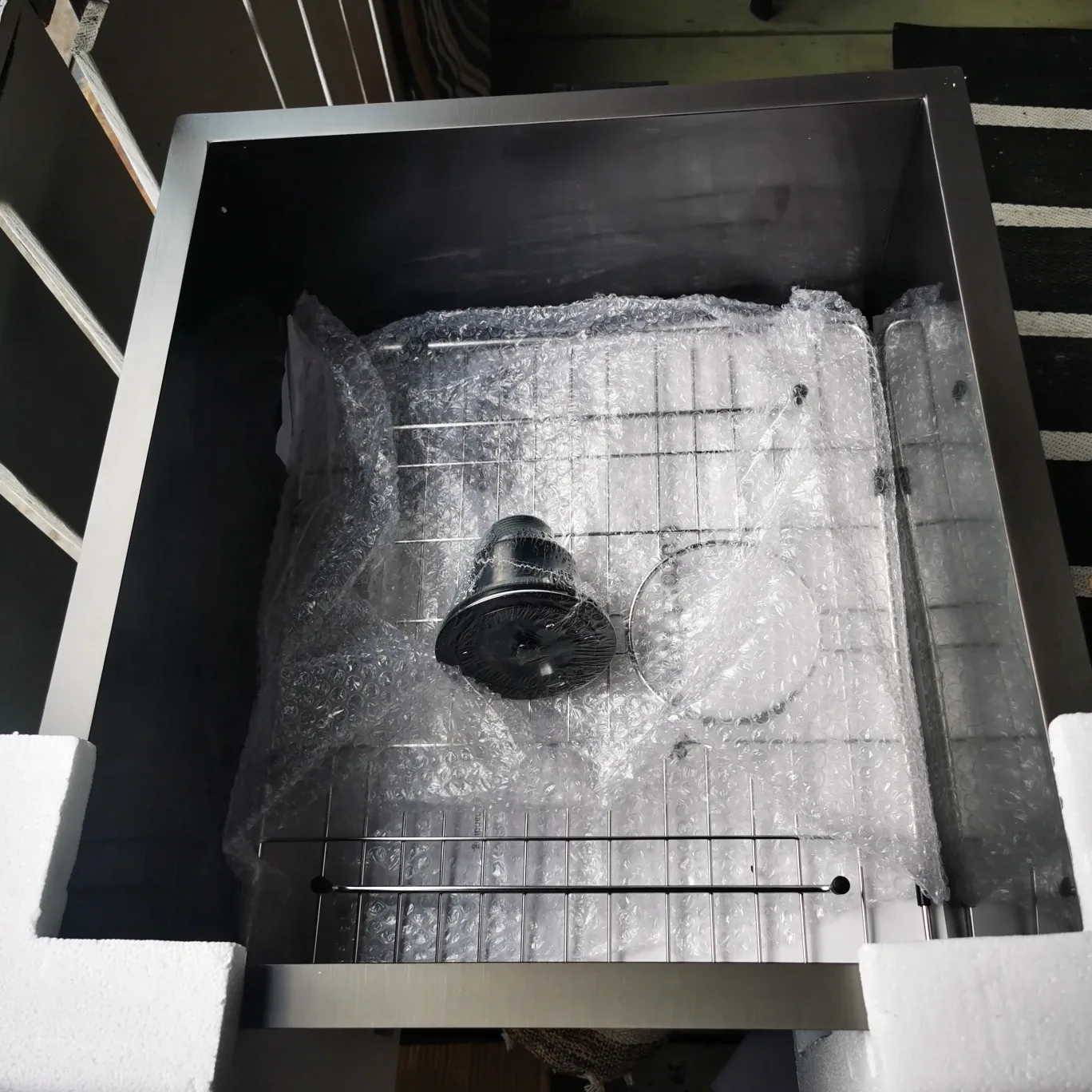 New Doirteal 21 Inch Black Bar Sink image indicator(4)