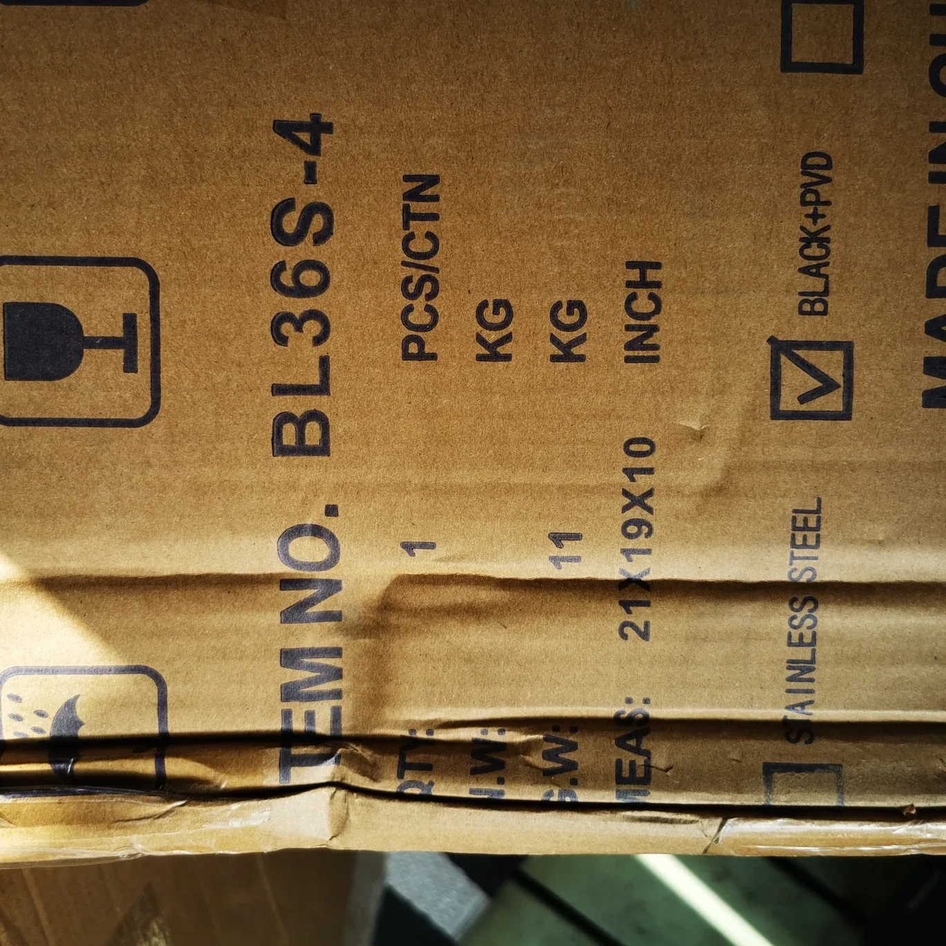 New Doirteal 21 Inch Black Bar Sink image indicator(5)