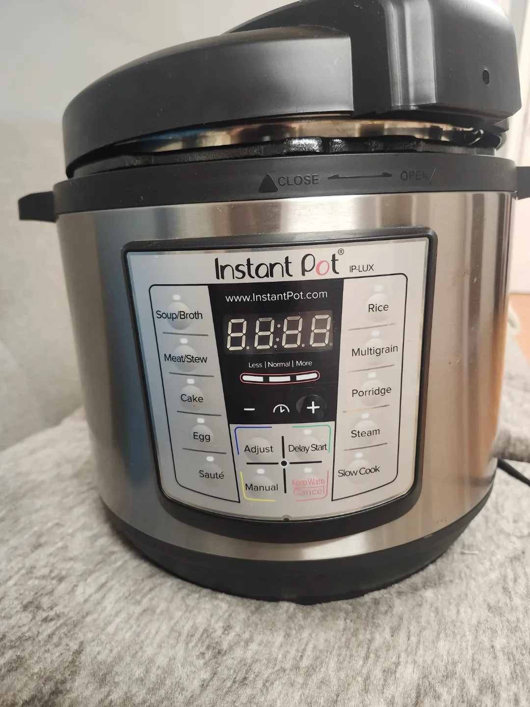 Instant Pot IP-LUX