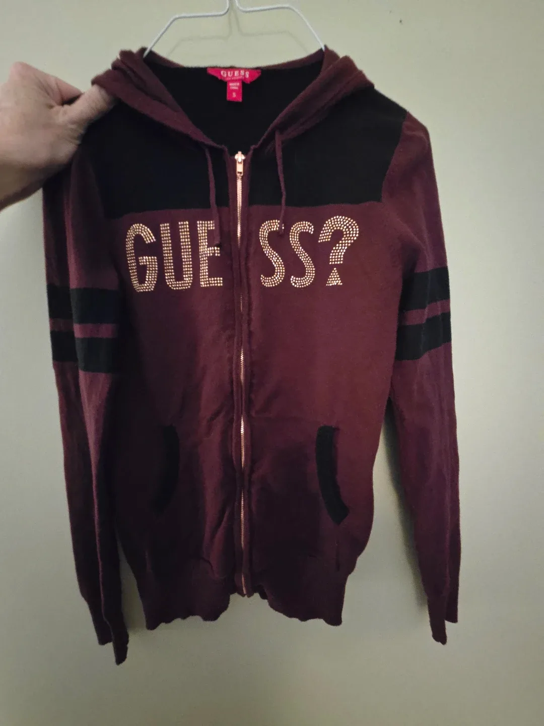 Ladies Lightweight Cardigan Style Sweater - Guess image indicator(2)