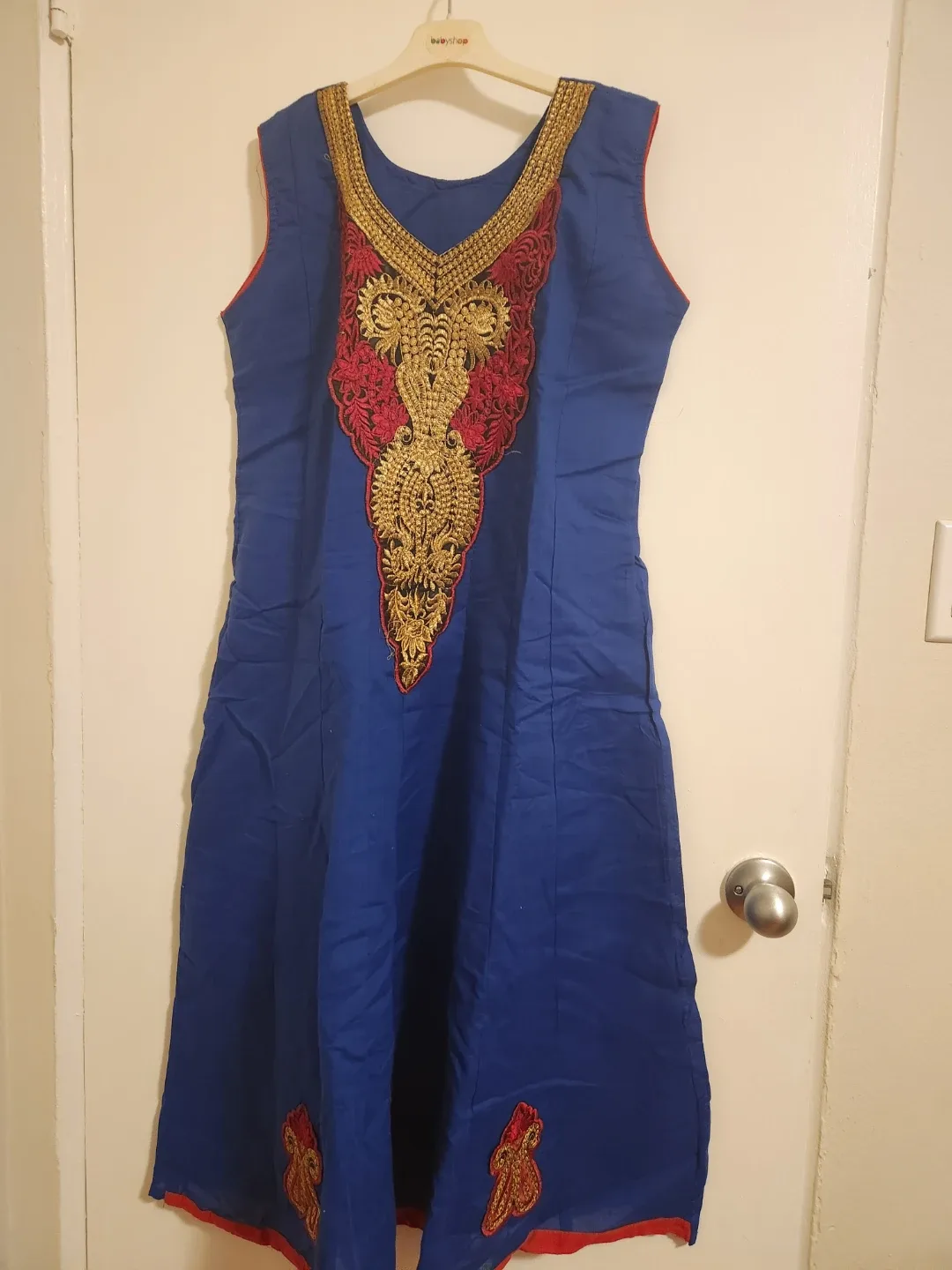 Ladies' Salwar Kameez Set