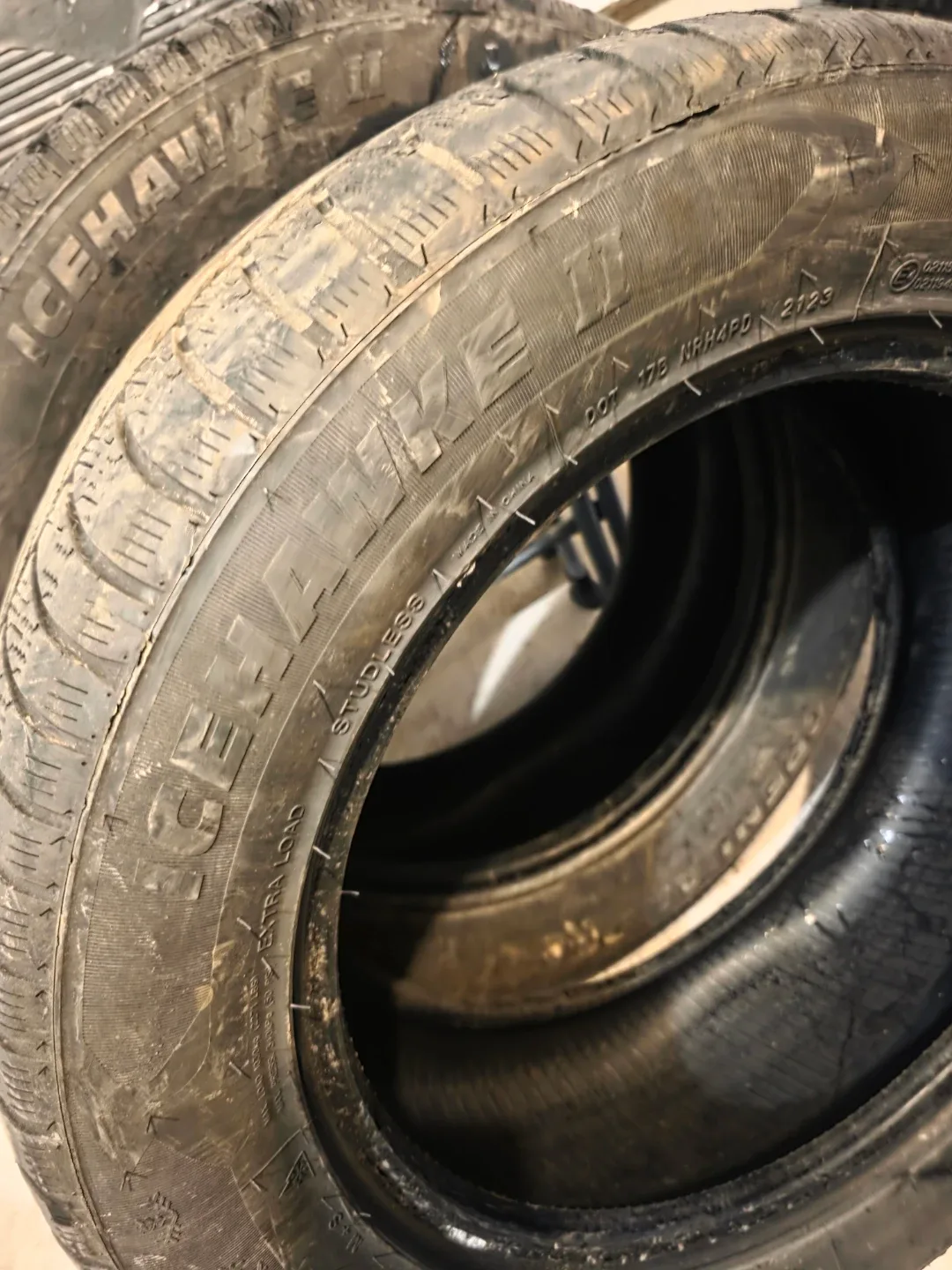 2X255/55R18 Grenlander Icehawke Winter Tires image indicator(3)