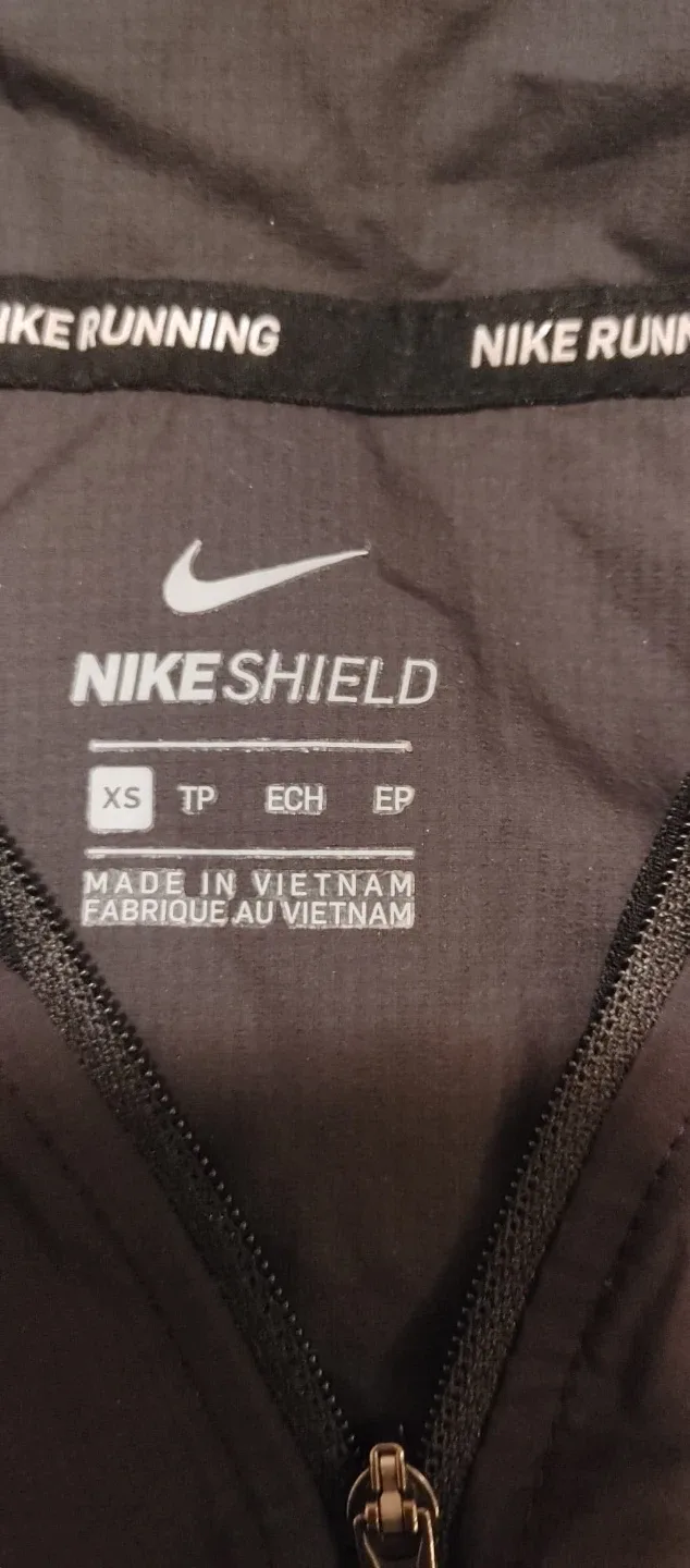 Nike lightweight Running Jacket - Size XS image indicator(4)