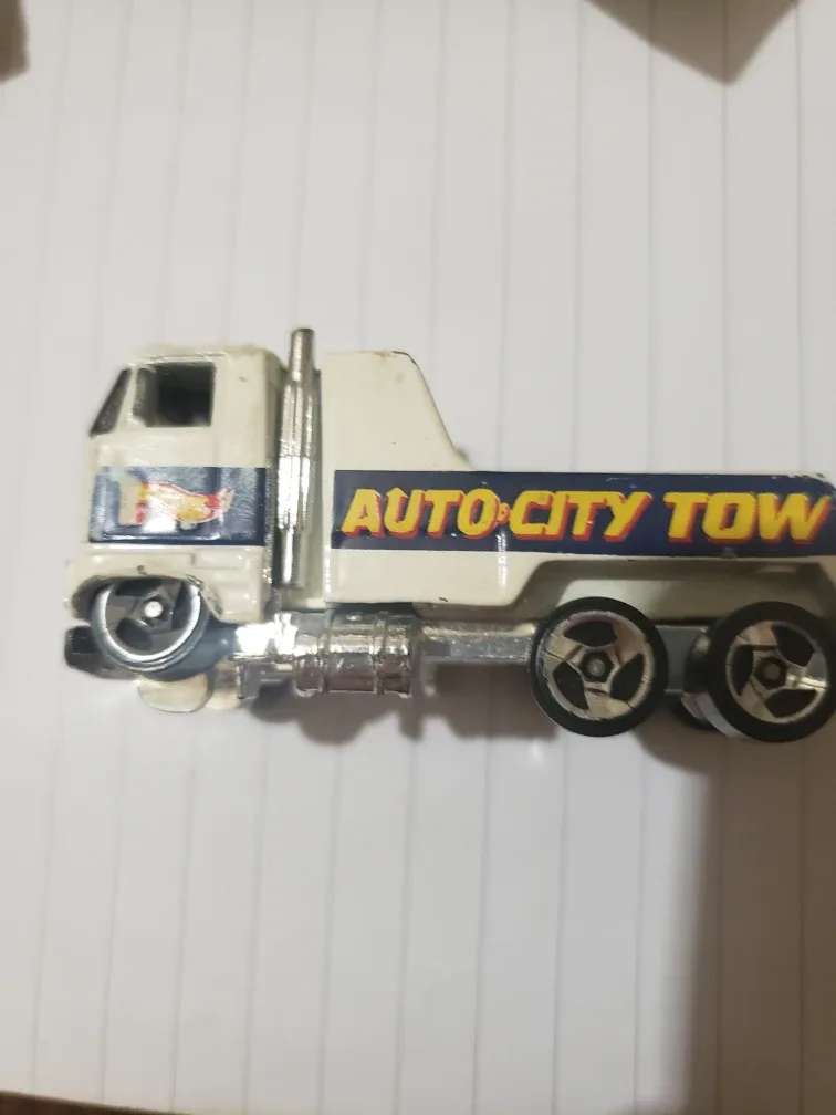 Hot Wheels Auto City Tow Truck. ● read description pls●