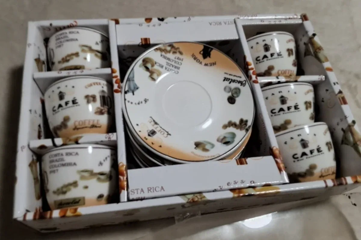 New Café Espresso Cup & Saucer Set image indicator(2)