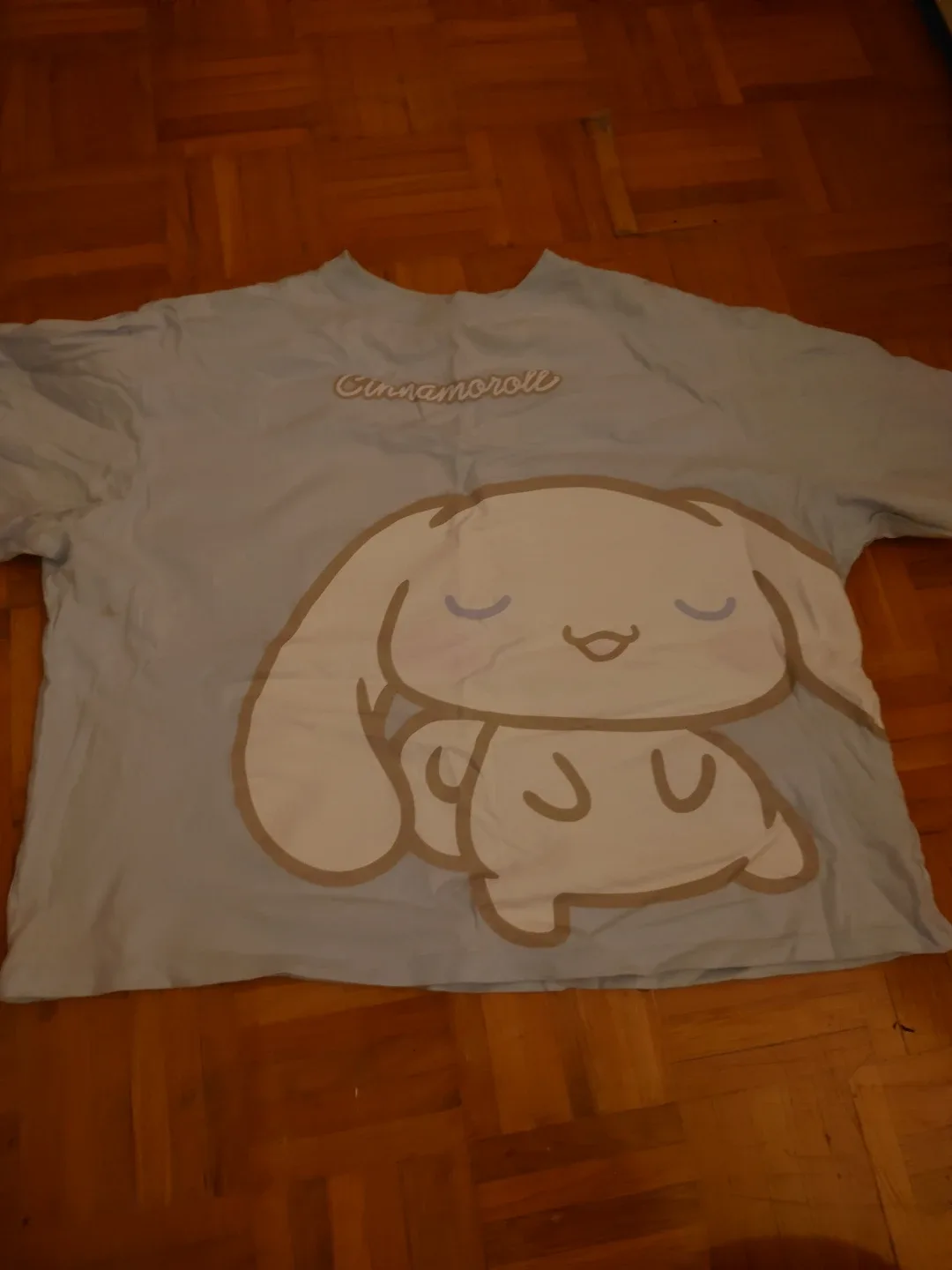 Cinnamoroll Graphic Tee