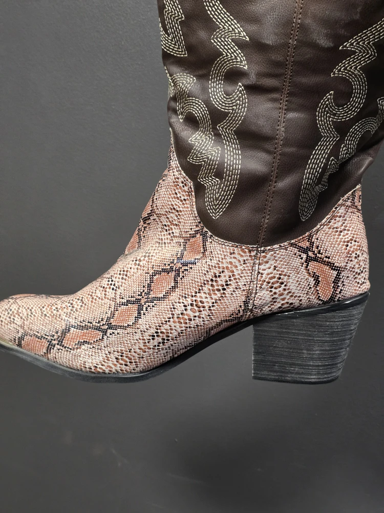 Cowboy Boots, Size 46