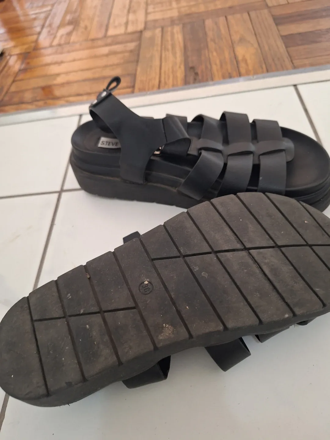 Steve Madden Black Sandals