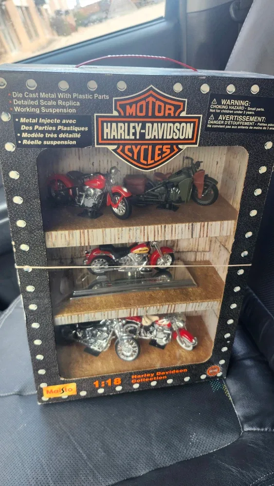 Maisto Harley-Davidson Collection 1:18 Scale