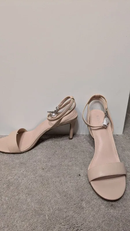 🆕️ new giftable items - READ BELOW FOR DETAILS/PRICING image indicator(2)