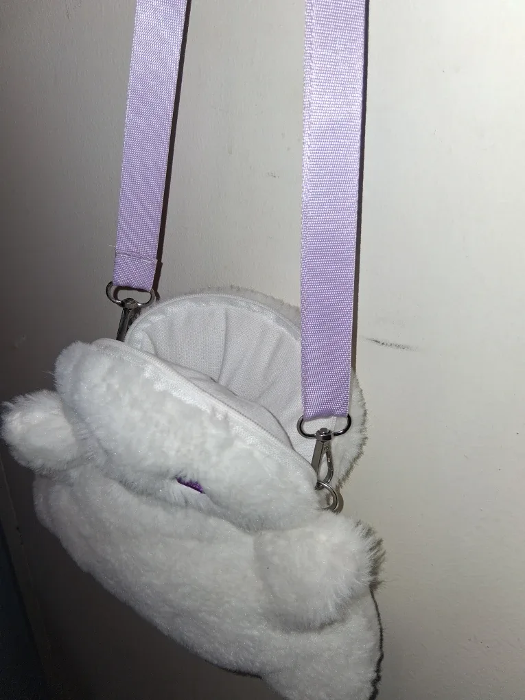 Ghost Plush Shoulder Bag - Cute & Unique! image indicator(3)