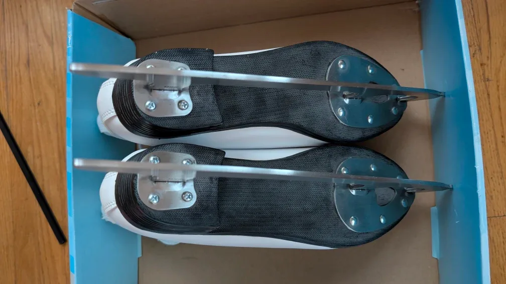 Dream H11VFGS White Ice Skates - Size 7 (Ladies) image indicator(3)