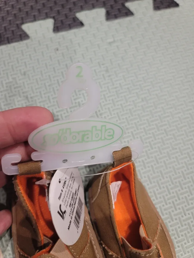 Baby Shoes Bundle: Robeez, Converse, So'dorable image indicator(3)