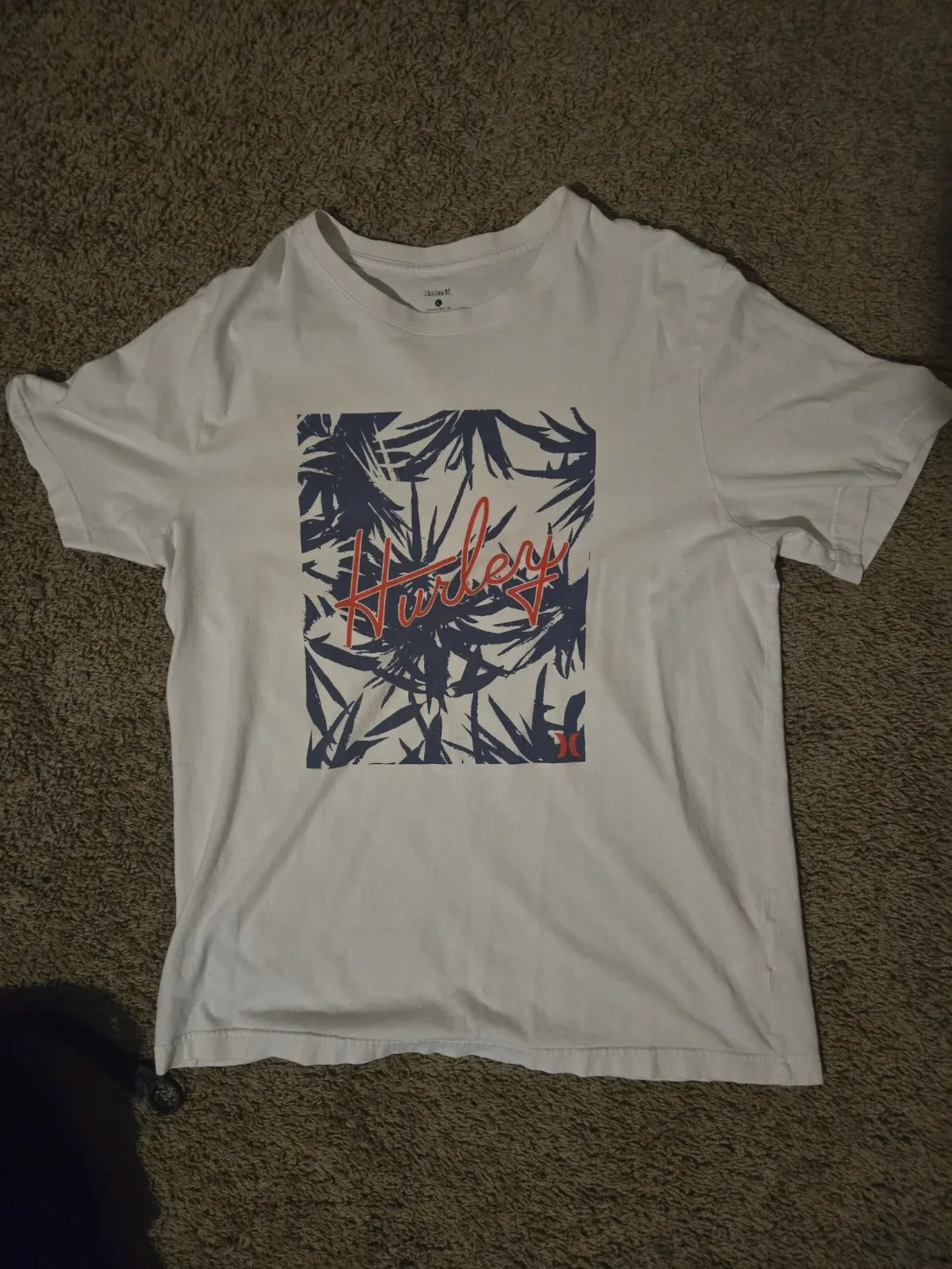 Hurley Graphic T-Shirt - Size L