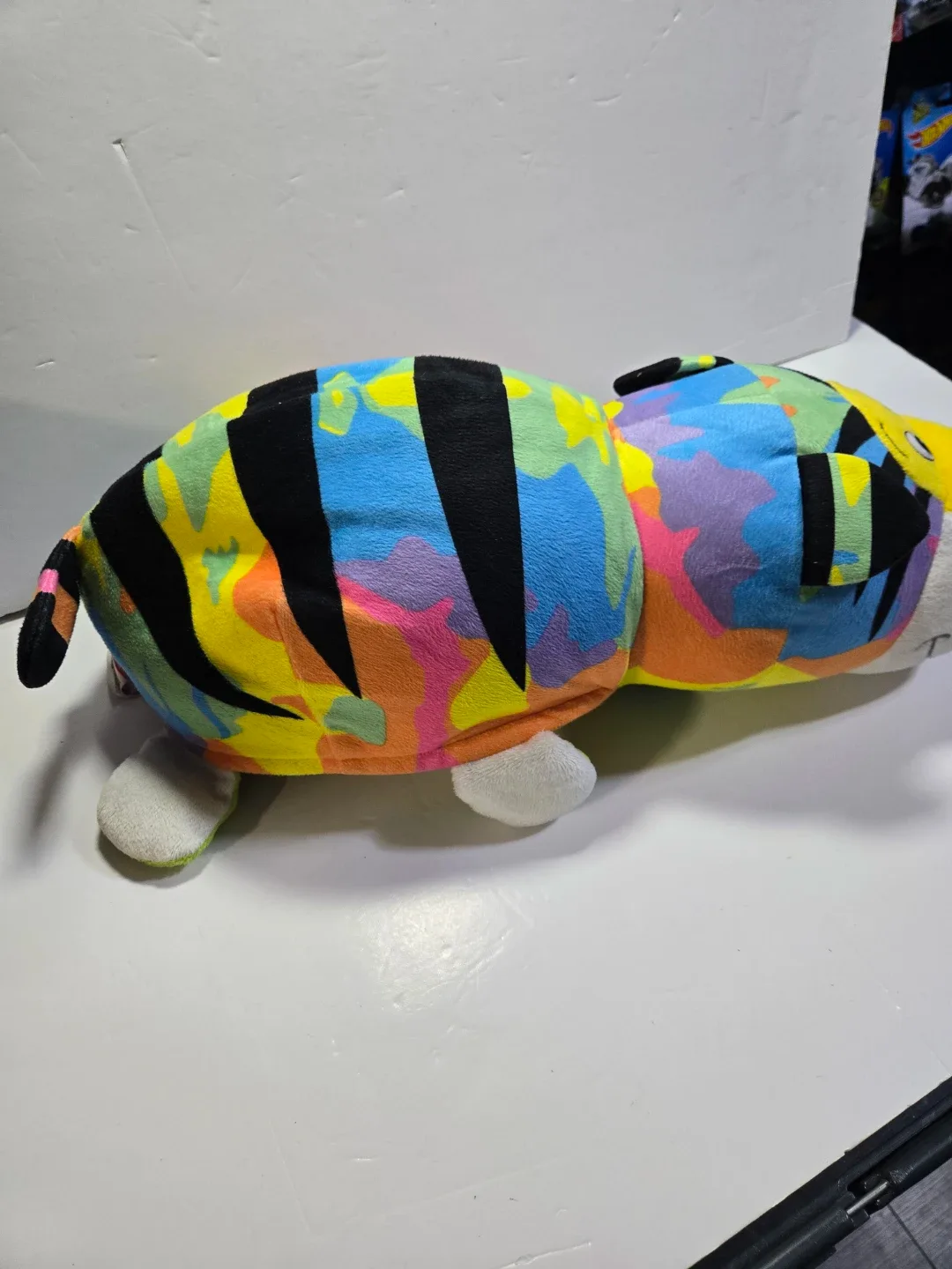 FlipaZoo Toby Turtle/Zebra Plush Toy image indicator(4)
