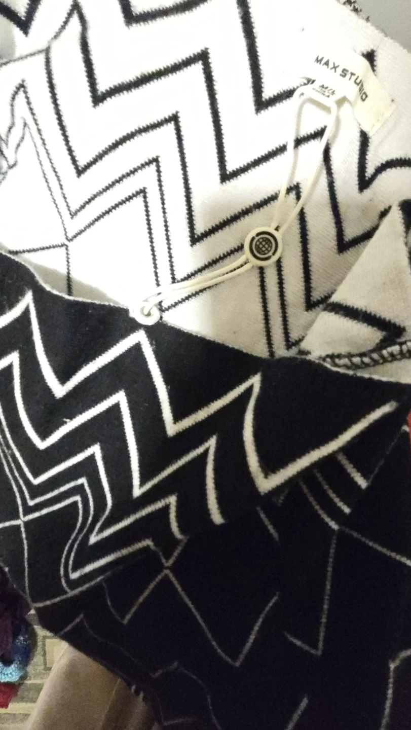 Max Studio Black & White Skirt - Size M - photo 2