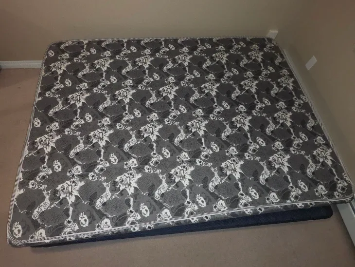 Queen Size Mattress and Bed Frame image indicator(2)