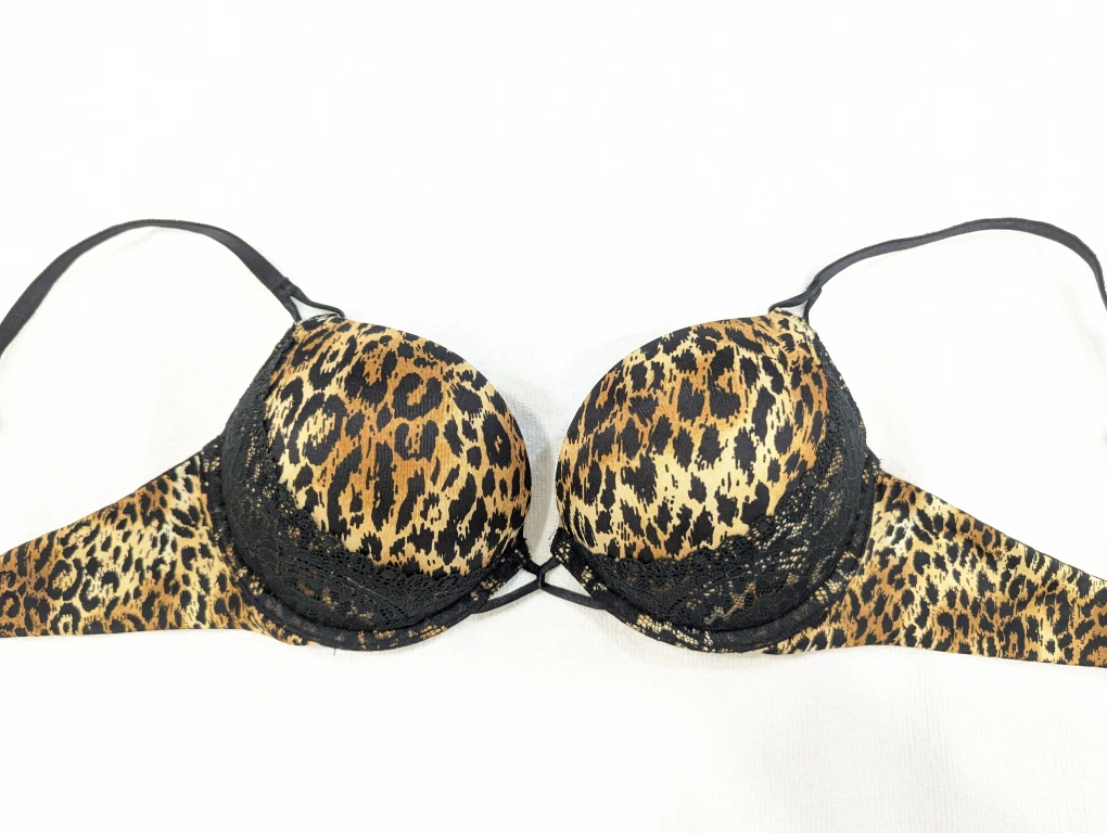 Victoria's Secret Bombshell Plunge Bra 36B