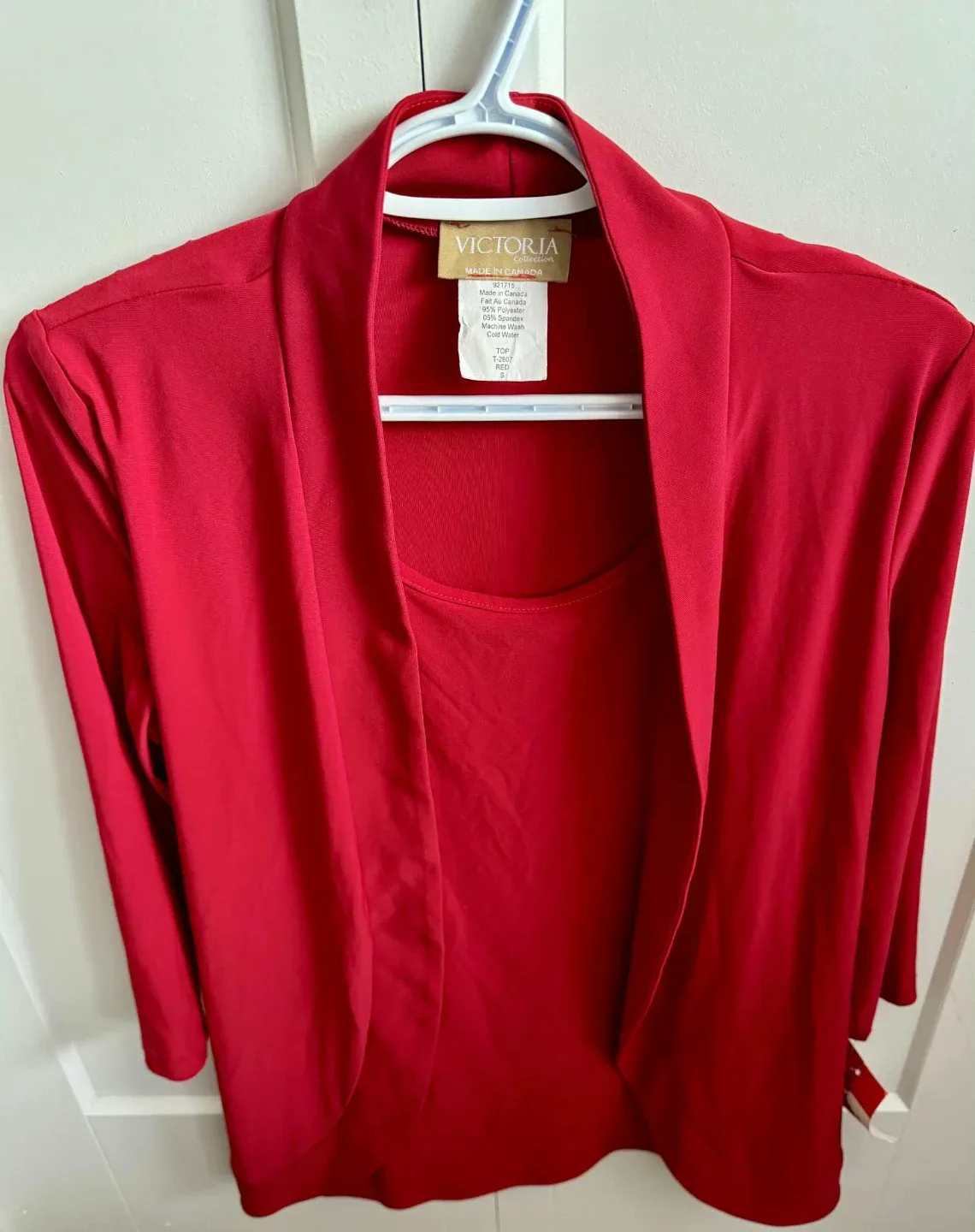 Women's jacket pants sweater brand new image indicator(2)