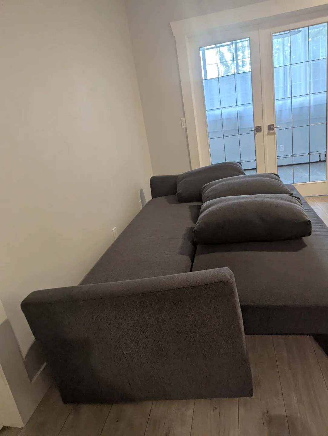 Grey Sleeper Sofa - Excellent Condition! image indicator(6)