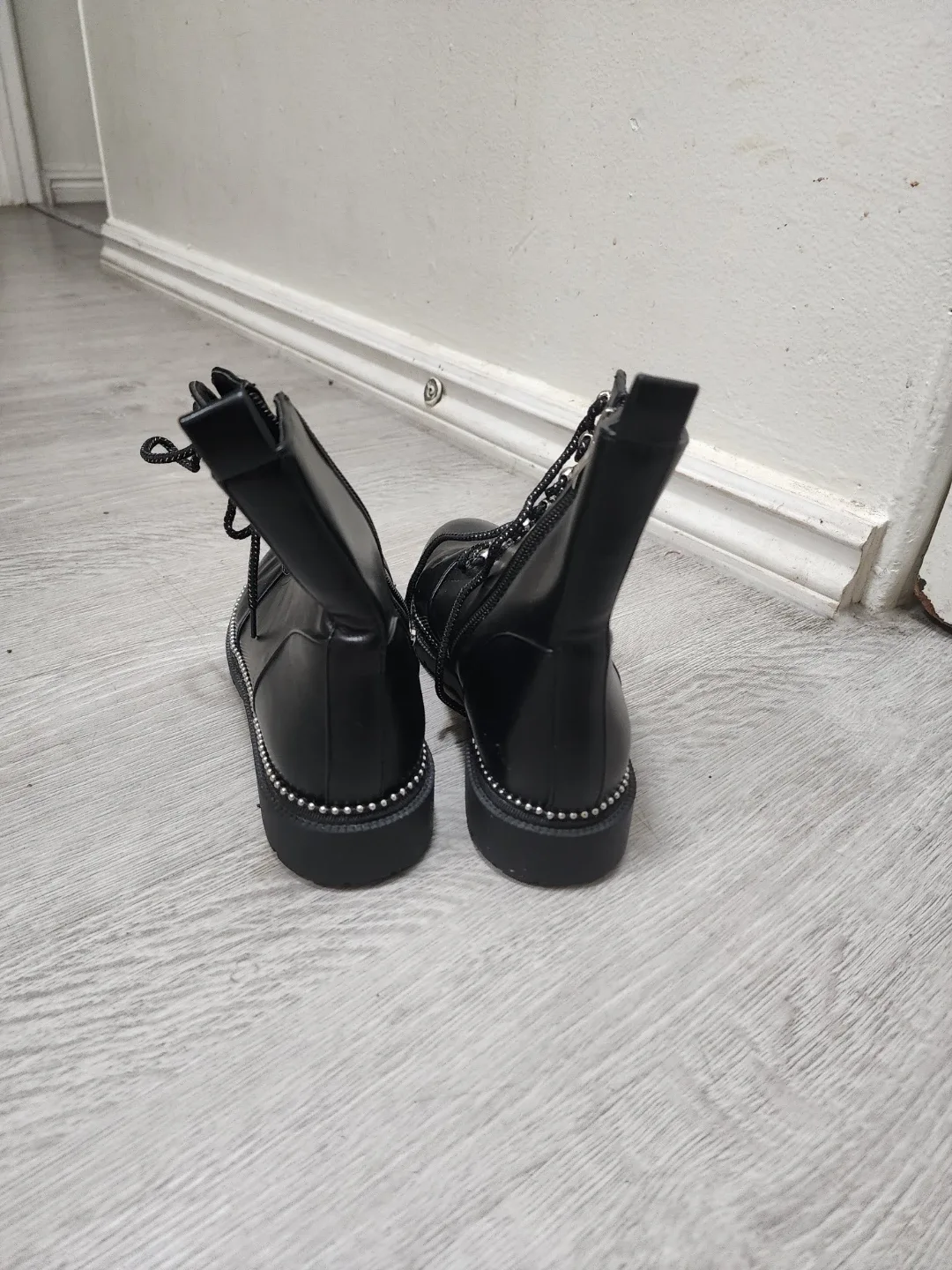 Black Lace-Up Ankle Boots - Size 38 image indicator(10)