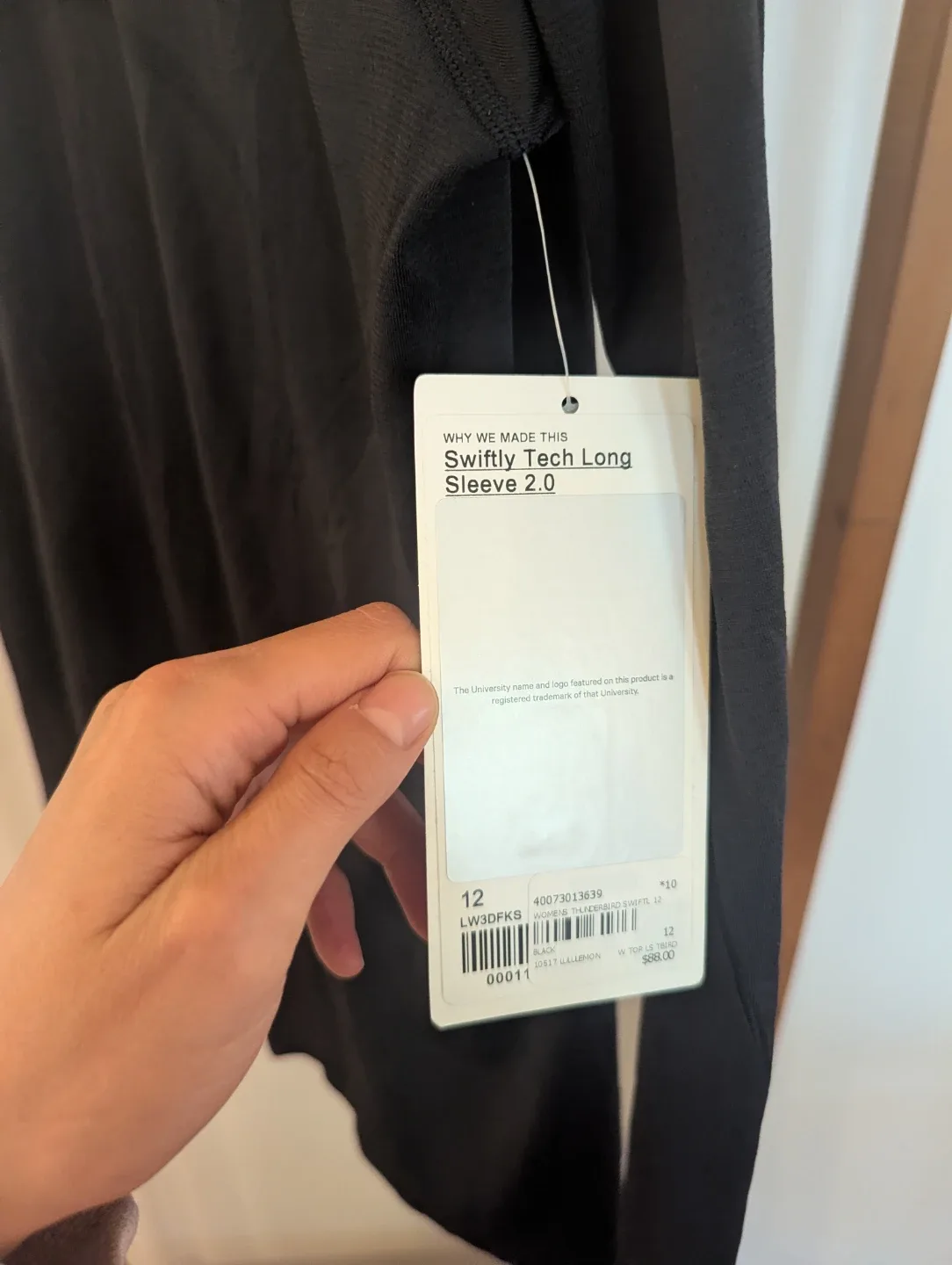 Lululemon Women's Swiftly Tech Long Sleeve. Size 12 image indicator(2)