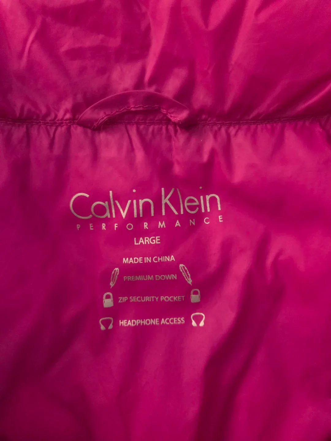 Calvin Klein Puffer Performance Vest - Size Large image indicator(4)