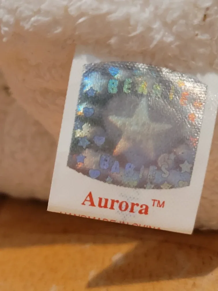 Pair of Polar Bears Chilly & Aurora image indicator(8)