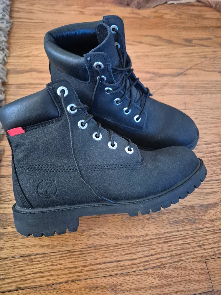 Timberland Black Boots - Youth Size 5
