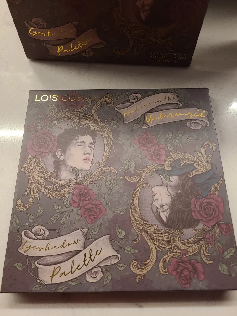 Lois Cosmetics Meet Me In The Underworld Eyeshadow Palette image indicator(5)