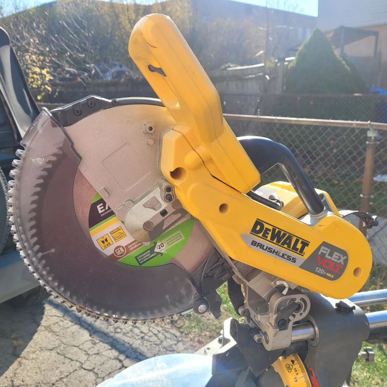 120 FLEX VOLT MITRE SAW - photo 4