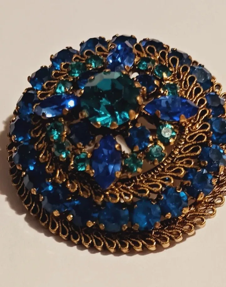 Gorgeous Austrian Sapphire & Aquamarine Rhinestone Brooch thumbnail