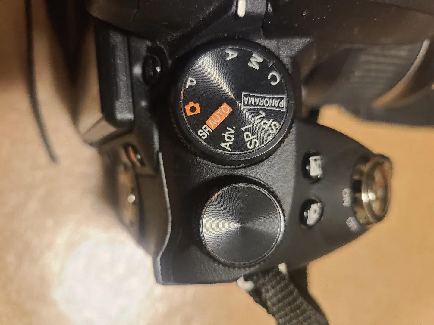 Fujifilm FinePix HS10 Digital Camera image indicator(6)