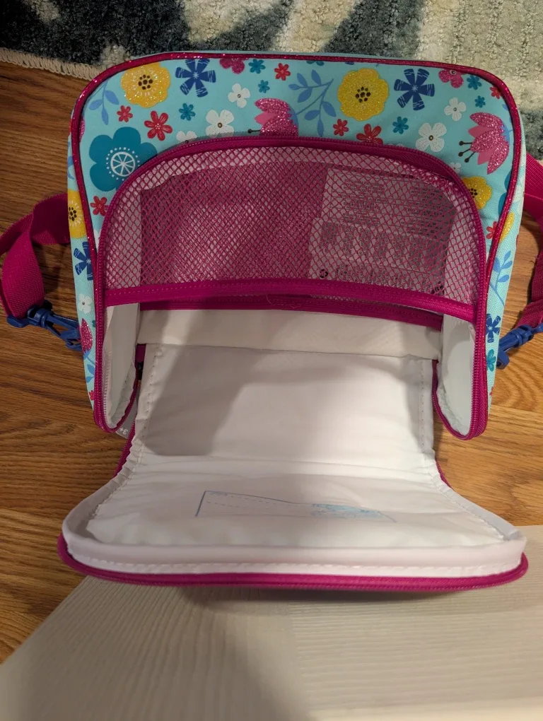 Disney Frozen Lunch Bag - New with Tags! image indicator(4)