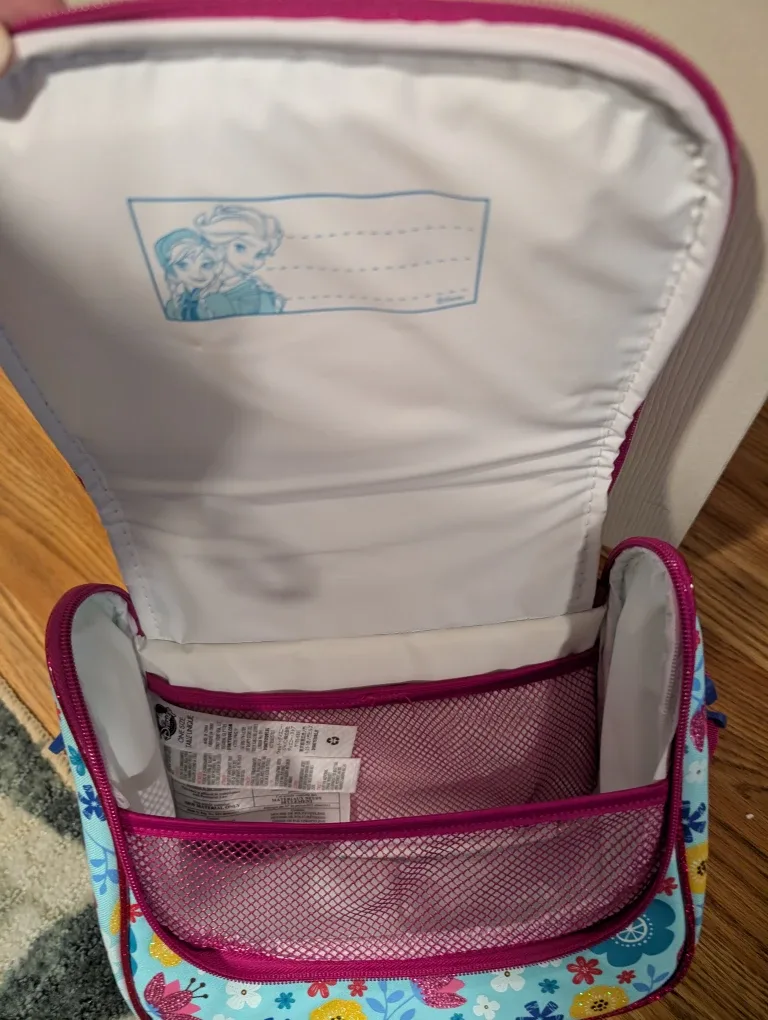 Disney Frozen Lunch Bag - New with Tags! image indicator(5)