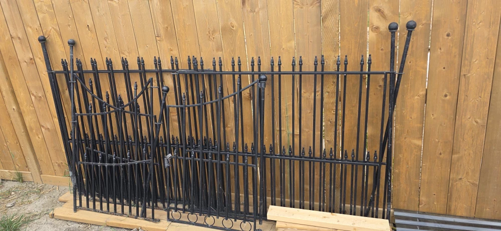 Black Wrought Iron Fence Panels & Gate - photo 3