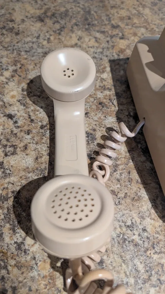 Vintage Bell Rotary Phone image indicator(10)