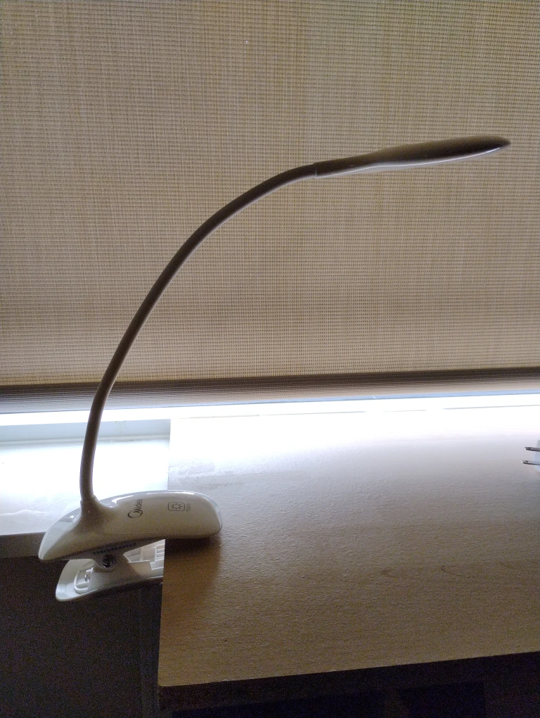 Cute little bedside Light - photo 3