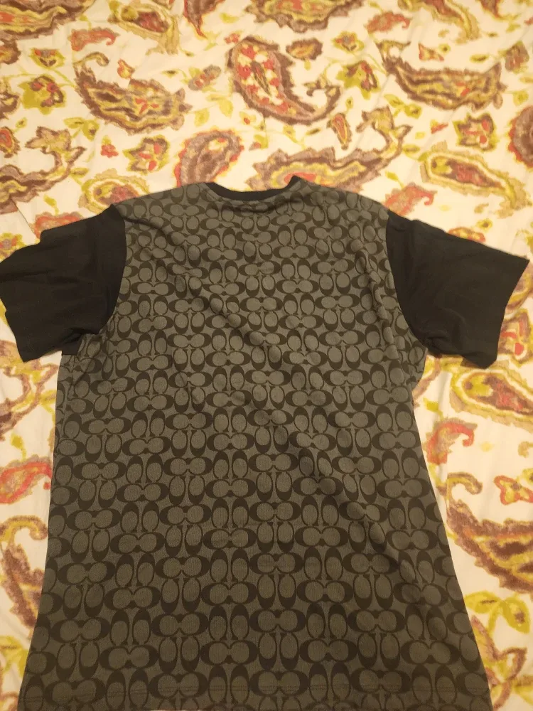 Coach XL T-Shirt image indicator(3)