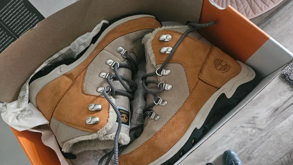 Timberland Mt. Maddsen Waterproof Boots - Women's 7.5